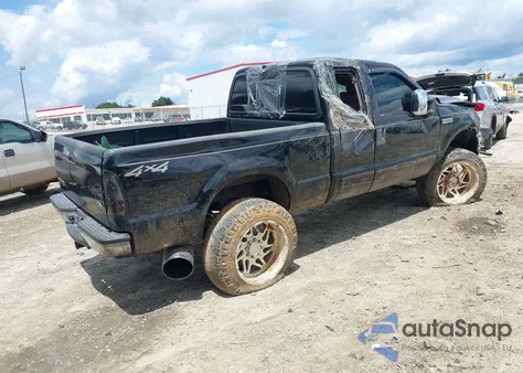 2003 Ford F-250 Lariat/Xl/Xlt из США, поврежденный, VIN 1FTNX21P63EC20484